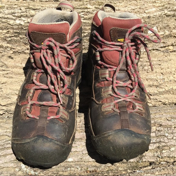 keen steel toe boots womens